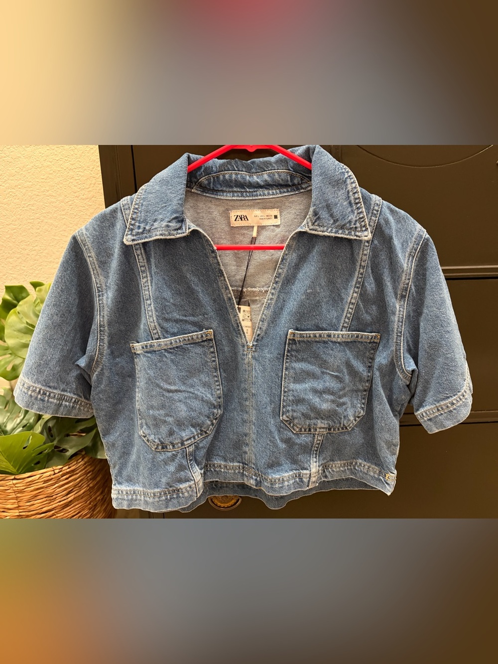 NWT Zara Light Blue Cropped Denim Shirt Short Sleeve Large